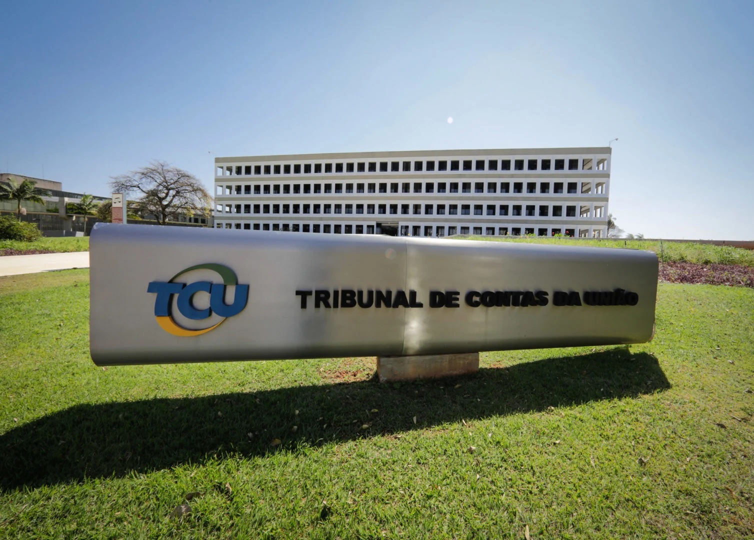 Tcu Encontra Mil Ind Cios De Irregularidades Em Folhas De Pagamento