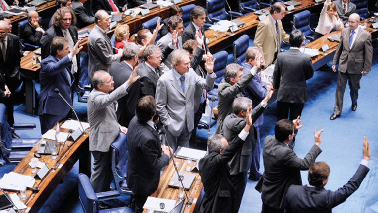 Os vários crimes cometidos durante a votação pela presidência do Senado que ficarão impunes