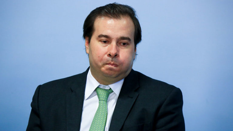 PF acusa Rodrigo Maia de corrupção, lavagem de dinheiro e ‘caixa três’
