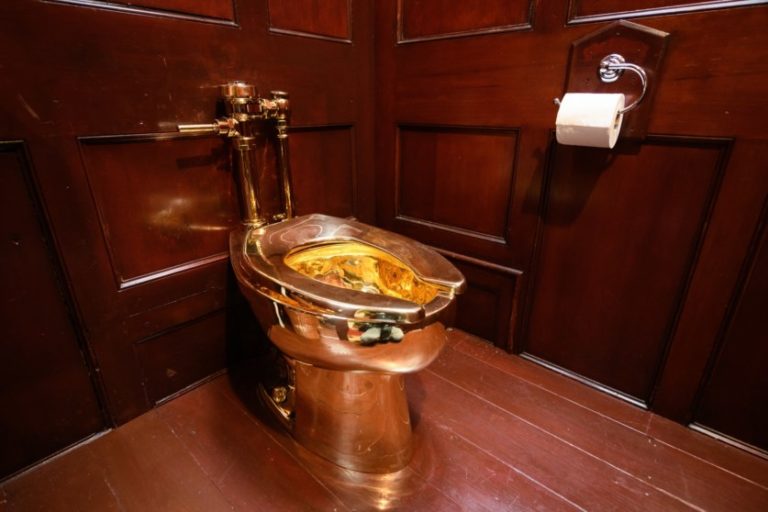 O Rapto do Vaso Dourado!