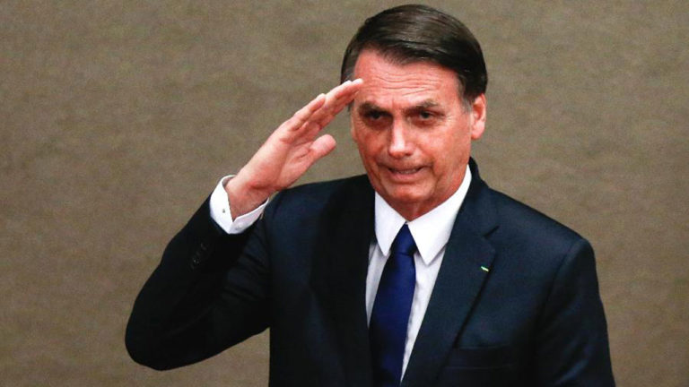 “Lei de Segurança Nacional tá aí para ser usada”, diz Bolsonaro sobre incitação a violência de Lula