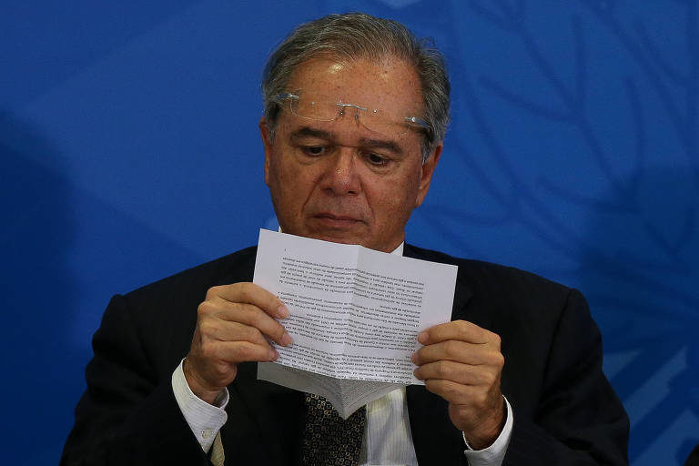 Guedes promete medidas contra efeitos do coronavírus em até 48 horas – G1