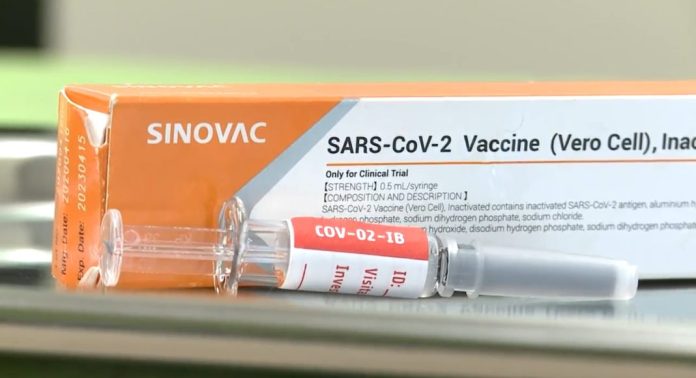 Anvisa rejeita uso da Coronavac em crianças e adolescentes