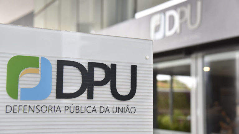 Defensores públicos se queixam de perseguição por contrariarem agenda de esquerda