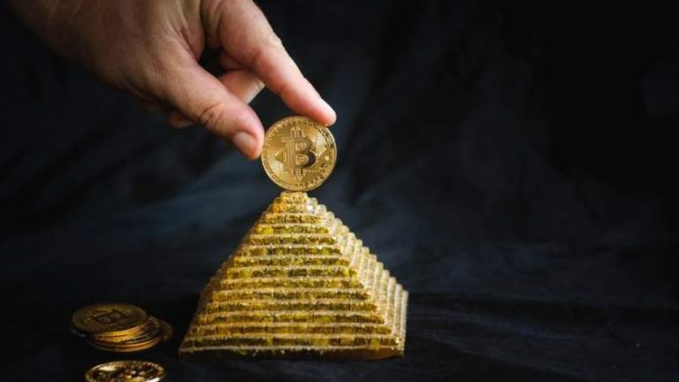 ‘Pastor do bitcoin’ encerra atividades de empresa que prometia lucro de até 30% ao mês em Cabo Frio, e clientes relatam calote