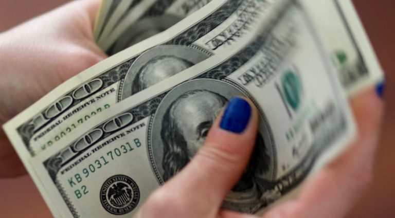 Dívida pública dos EUA supera US$ 30 trilhões pela primeira vez