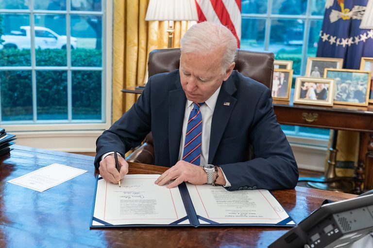 O ‘Ministério da Verdade’ de Biden