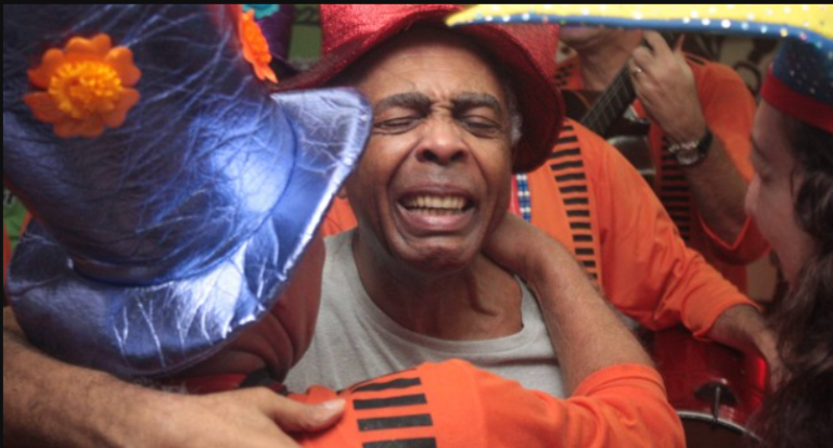 Vamos bancar um teatro?