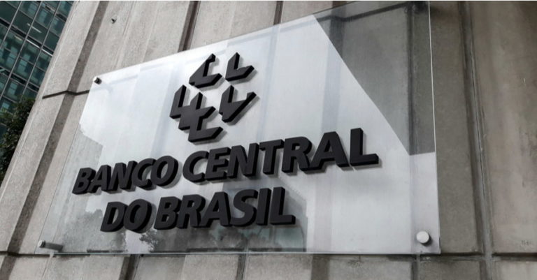 Em decisão unânime, BC mantém Selic em 10,5% e interrompe ciclo de queda dos juros