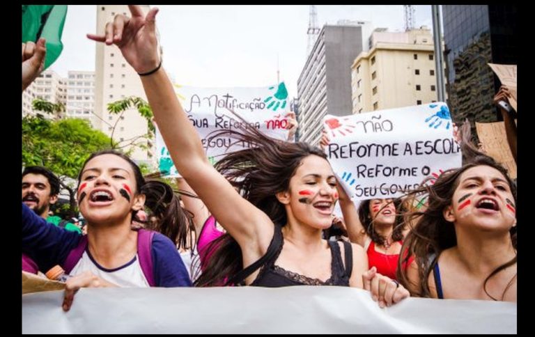 Os Editores do Mundo Civilizado