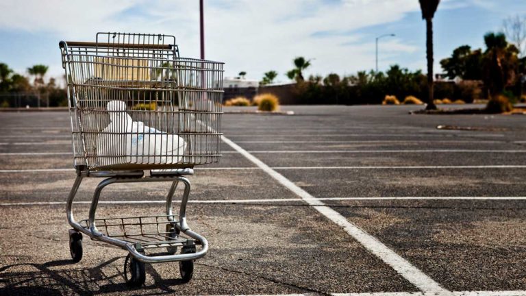 Black Friday 2023 tem retração no comércio digital, faturamento 14,4% menor e recorde de reclamações