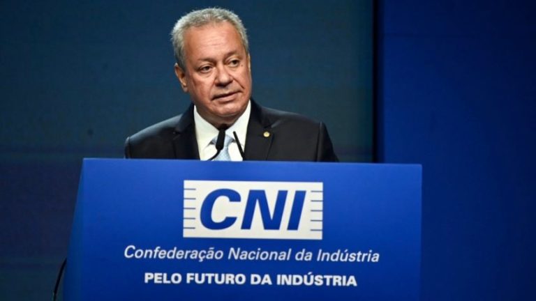 Imposto de 20% para compras até US$ 50 é insuficiente, diz CNI