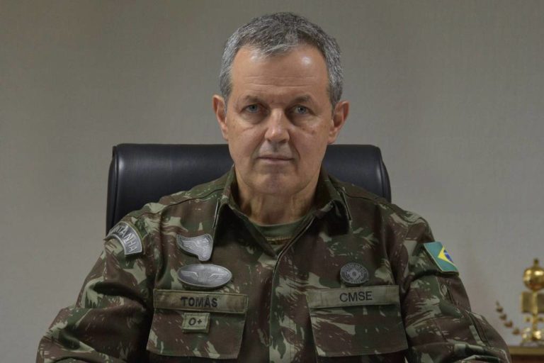 Comandante Do Exército Diz Que Fake News “Desmotiva” Trabalho De Ajuda Às Vítimas No Rio Grande Do Sul