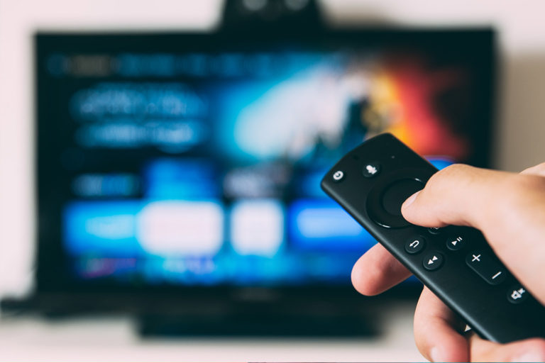 Relator propõe taxar streamings e YouTube, e isentar Globoplay
