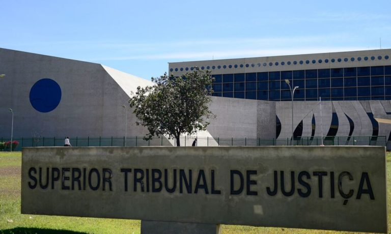 Imposto sobre restituição de imposto: STJ mantém incidência de PIS/Cofins sobre Selic na devolução de tributos